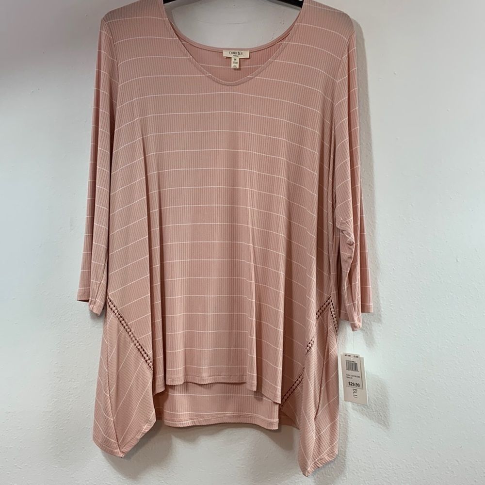 NWT Como Blu Light Pink White Striped Shark Bite 3/4 Sleeve Top